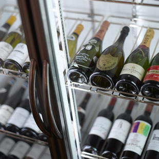 飲料・食料品・ワイン