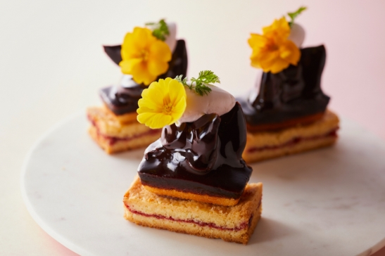 4月マンスリーケーキ
