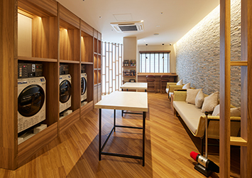 「アイランドセンター」駅から直結