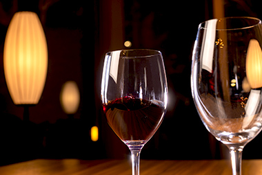 ワイングラスの画像